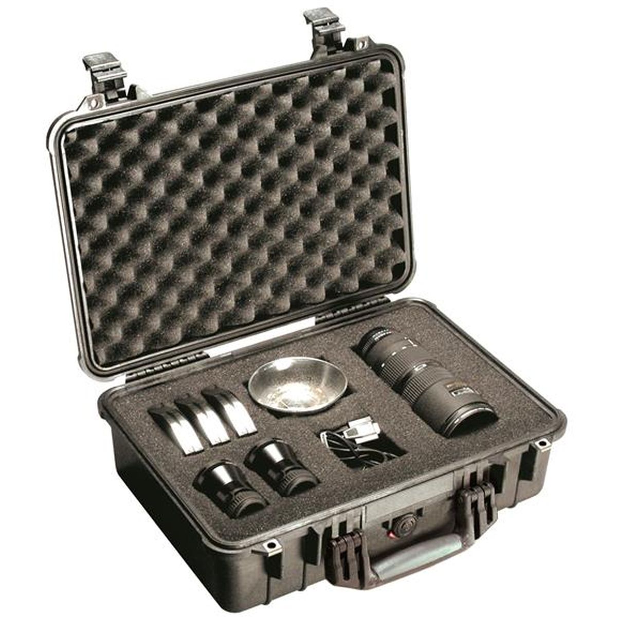 Peli ™ Protector Case 1500 Black Foam