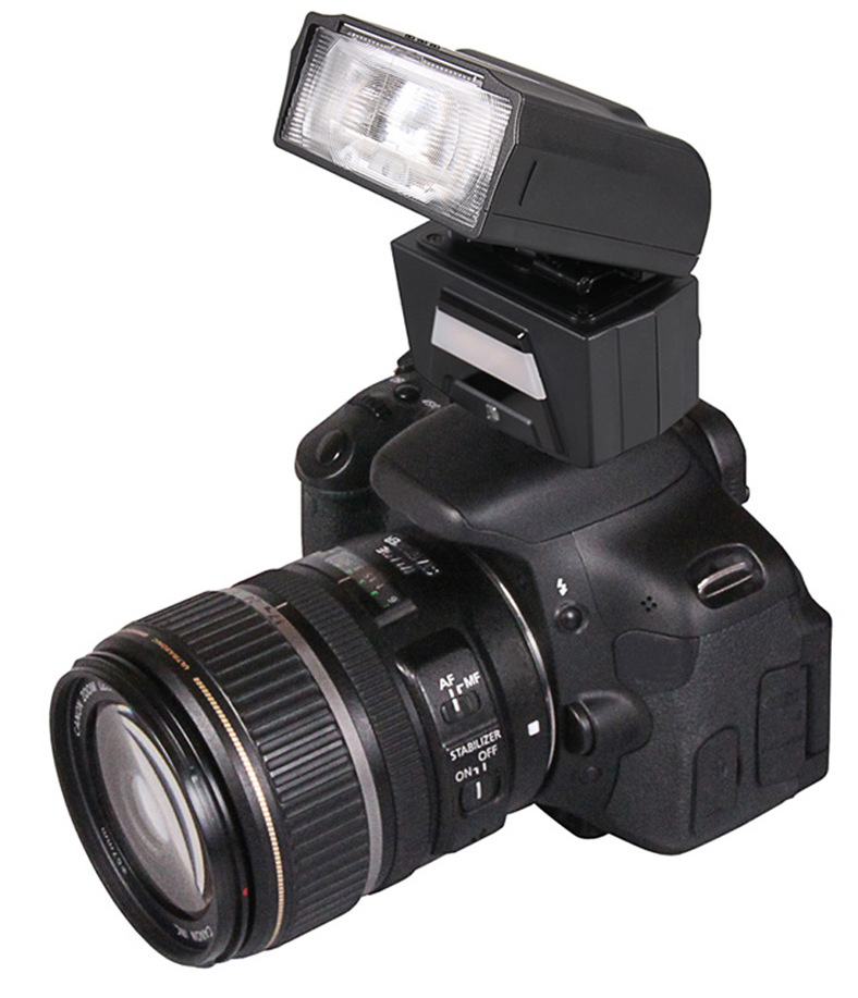 Nikon Patona FK40 TTL flitser met geïntegreerde videolamp