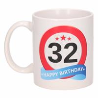 Shoppartners Verjaardag 32 jaar verkeersbord mok / beker