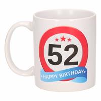 Shoppartners Verjaardag 52 jaar verkeersbord mok / beker