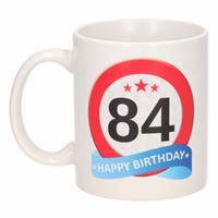 Shoppartners Verjaardag 84 jaar verkeersbord mok / beker