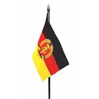 Bellatio Oost Duitsland mini vlaggetje op stok 10 x 15 cm
