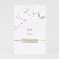 tadaaz Mooie trouwkaart met bloemblaadjes