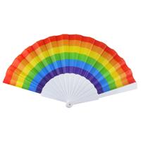 1x Spaanse hand waaiers regenboog/rainbow/pride vlag 14 x 23 cm -