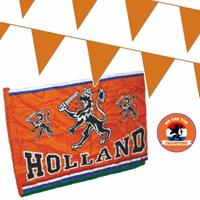 Bellatio EK oranje straat/ huis versiering pakket met oa 1x Holland spandoek, 100 meter oranje vlaggenlijnen -
