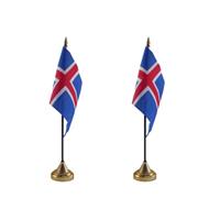 2x stuks iJsland tafelvlaggetjes 10 x 15 cm met standaard -