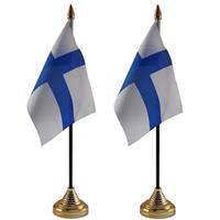 2x stuks finland tafelvlaggetje 10 x 15 cm met standaard -