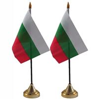 2x stuks bulgarije tafelvlaggetje 10 x 15 cm met standaard -