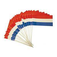 Merkloos Pakket van 10x stuks plastic/papieren zwaaivlaggetje Holland/nederlandse vlag 20 x 30 cm -
