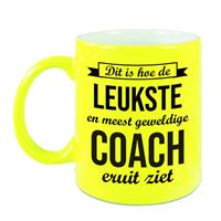 Bellatio Leukste en meest geweldige coach cadeau koffiemok / theebeker neon geel 330 ml -