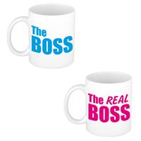 Bellatio The real boss en the boss cadeau mok / beker wit met roze en blauwe letters 300 ml -