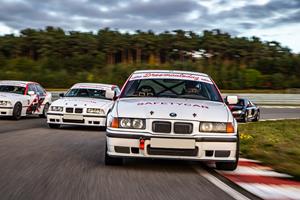 Jochen Schweizer Rennstreckentraining BMW E36 M3 (2 Rdn.)