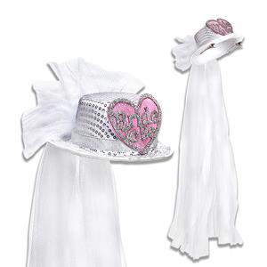 Bruidssluier met mini witte hoed met roze hartje