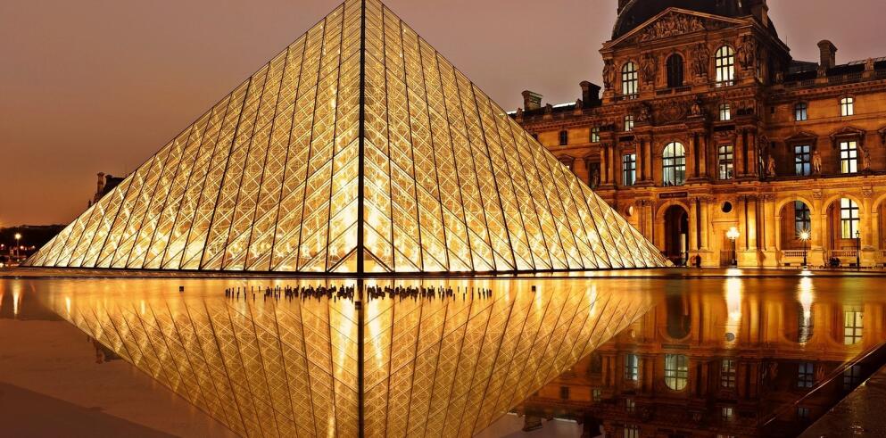 Travelcircus Louvre Museum in Parijs incl. overnachting in een tophotel