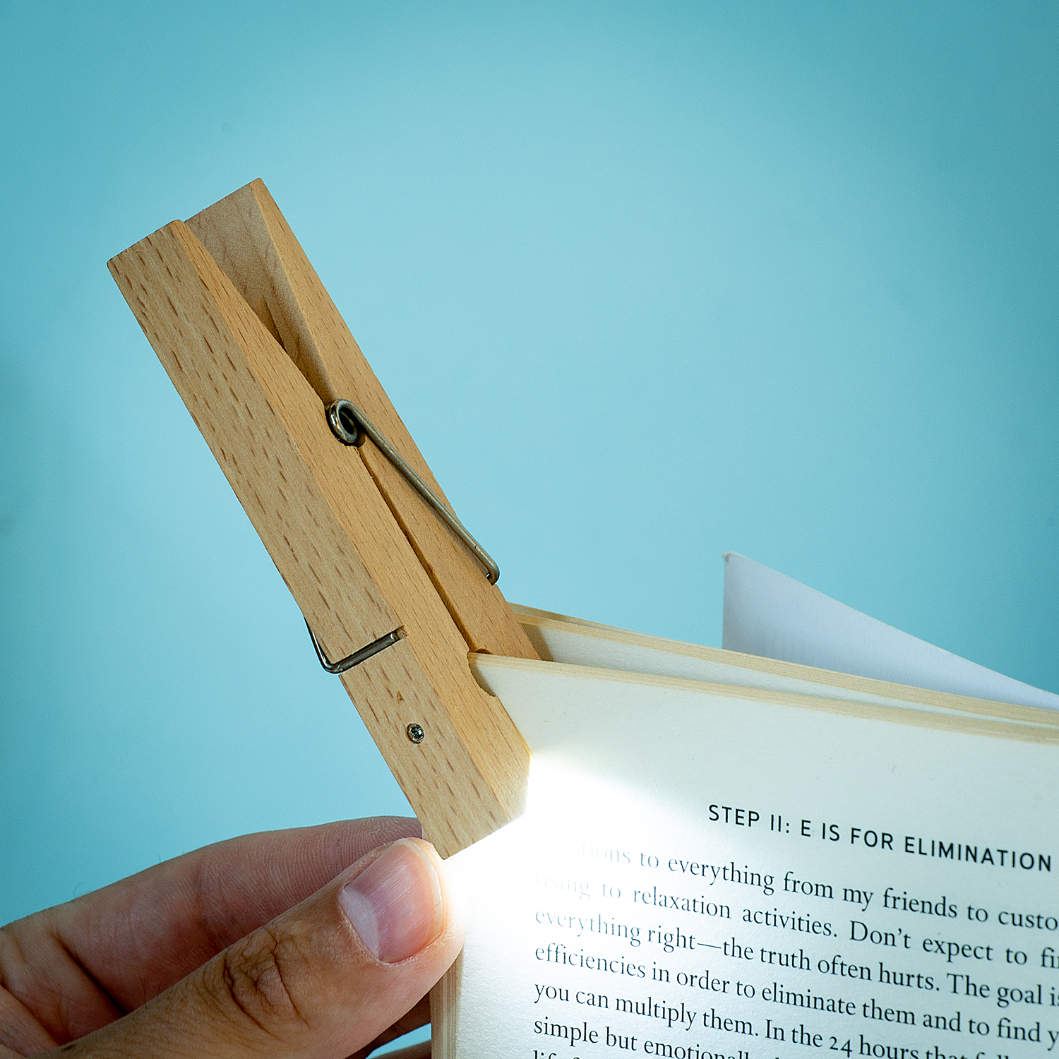 Kikkerland Wasknijper Boeklampje