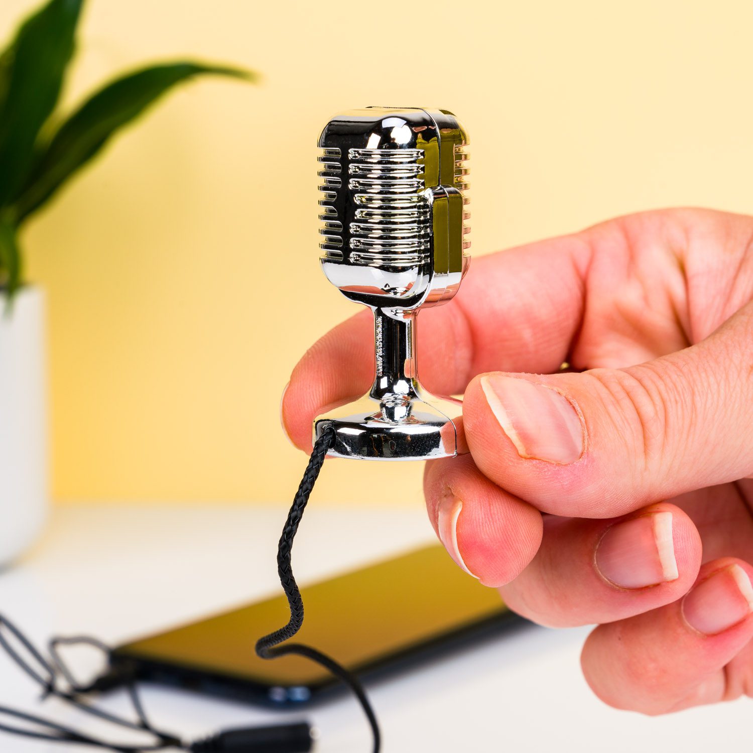 Kikkerland Mini retro microfoon voor smartphone