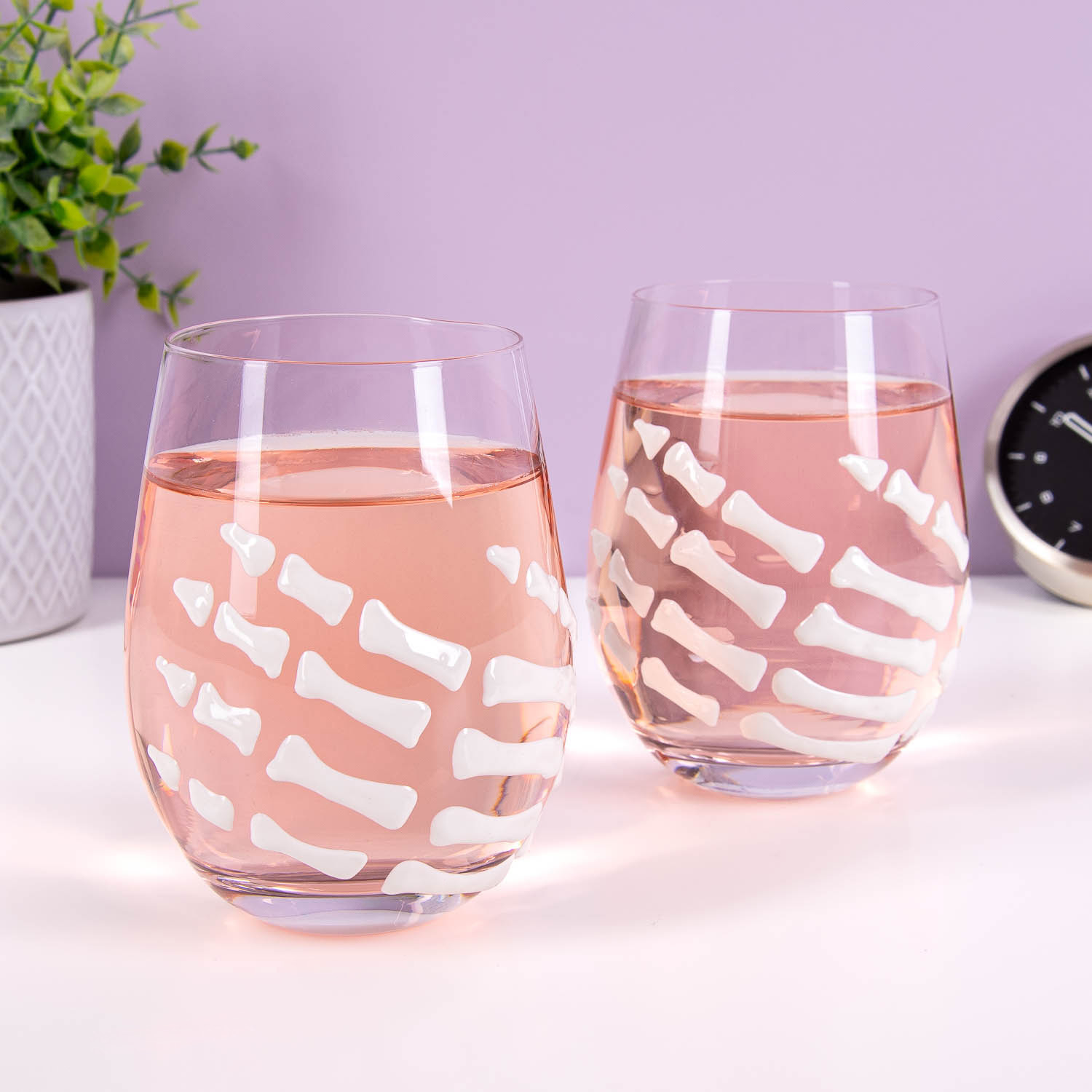 OOTB Glas met skelethand (set van 2)