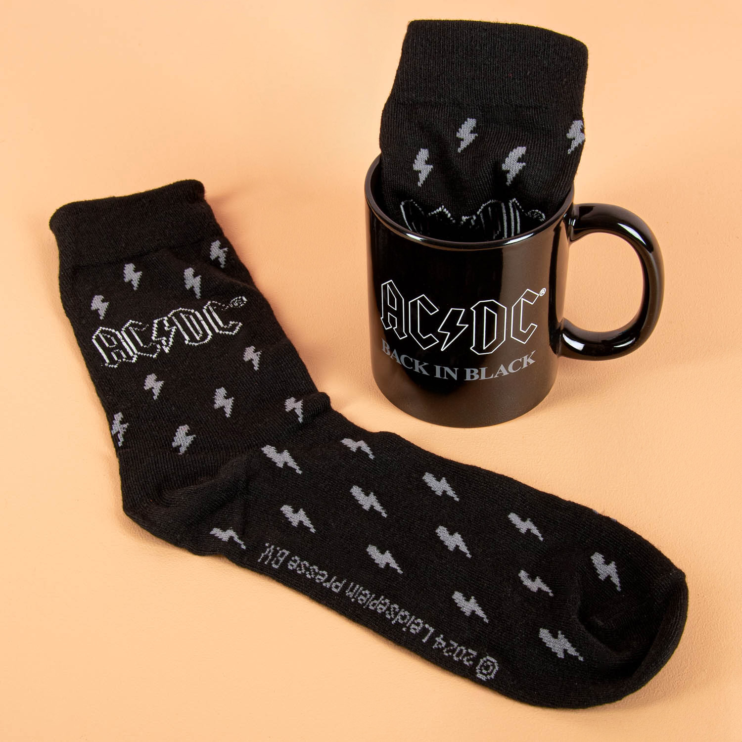 OOTB AC/DC Mok En Sokken Cadeauset