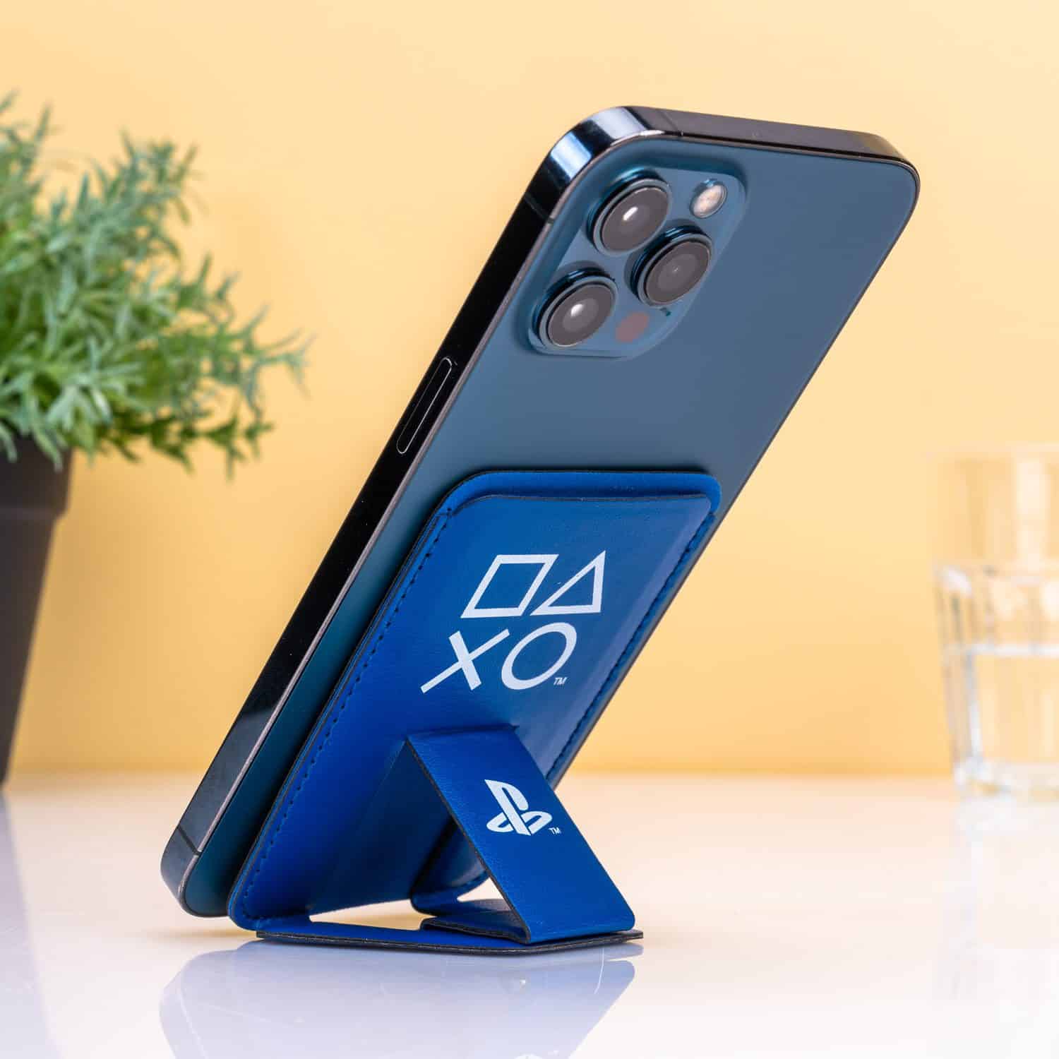 Paladone Playstation Card Holder And Phone Stand
