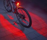 FISCHER Fahrräder Fahrrad-Rücklicht »FISCHER Akku Rücklicht TWIN mit Bodenbeleuchtung«, mit zusätzlicher Bodenleuchte