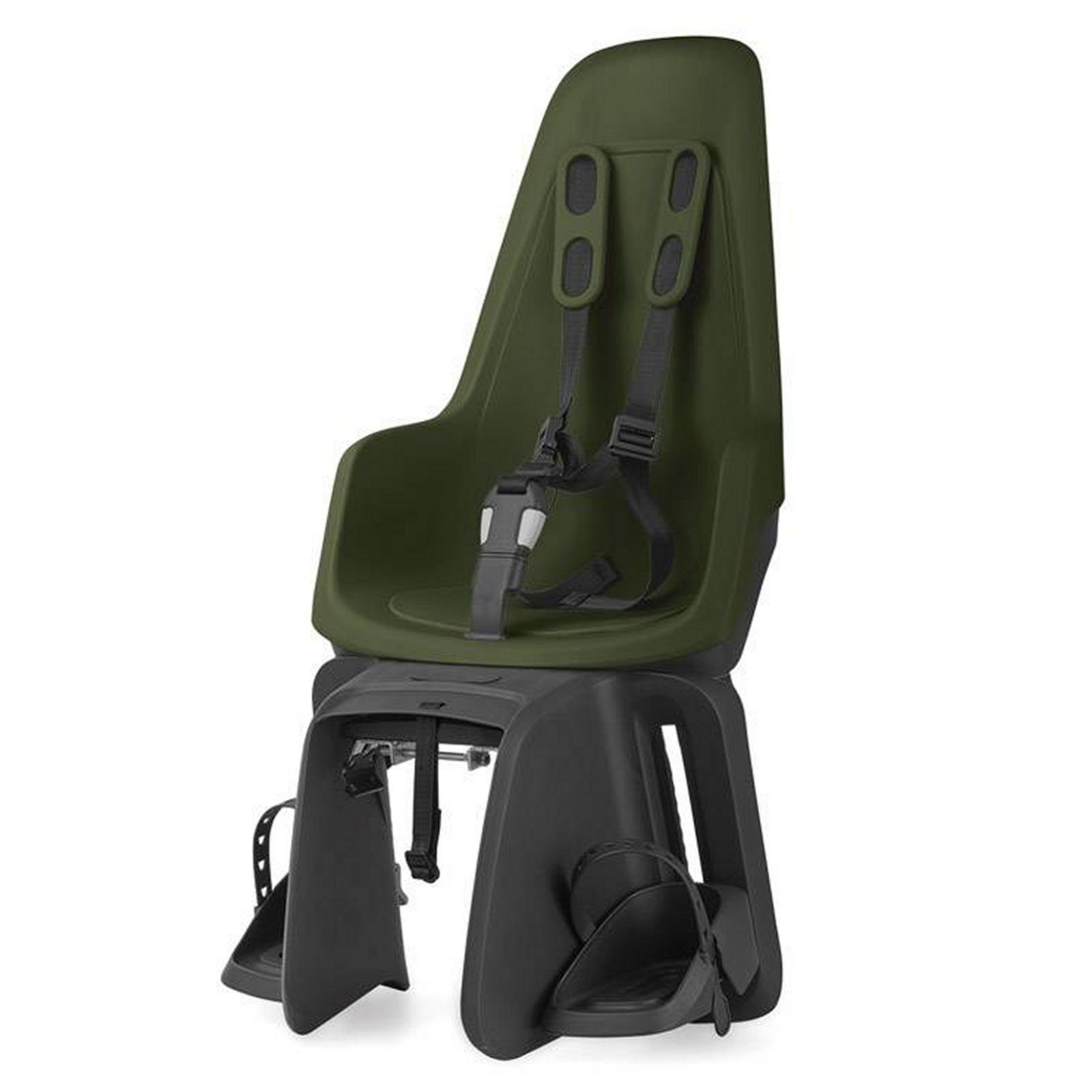 Bobike Maxi One Olive Green drager bev Achterstoeltje