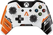 Microsoft Xbox One Wireless Controller [Titanfall Design] - refurbished