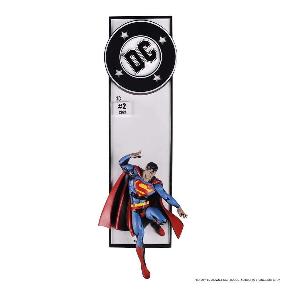 McFarlane DC Direct Corner Box Statue Superman