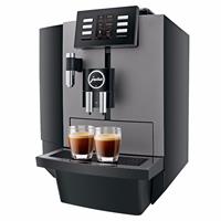 JURA X6 Kaffeevollautomat Dark Inox Der solide Schwarzkaffee- und Teewasser-ProfiWo Schwarzkaffeespezialitäten favorisiert, professionell Kännchenkaffee zubereitet und heißes Wasser i