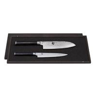 KAI Shun Classic 2-teiliges Messerset mit Allzweckmesser & Santokumesser / Damaststahl mit Griff aus dunklem Pakkaholz