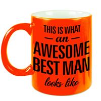 This Is What An Awesome Best Man Looks Like Tekst Cadeau Mok / Beker - Neon Oranje - 330 Ml - Bruiloft Getuige Kado