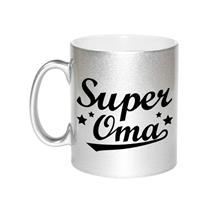 Super Oma Tekst Cadeau Mok / Beker - 330 Ml - Zilverkleurig - Kado Koffiemok / Theebeker