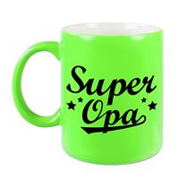 Super Opa Tekst Cadeau Mok / Beker - 330 Ml - Neon Groen - Kado Koffiemok / Theebeker