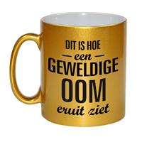 Dit Is Hoe Een Geweldige Oom Eruitziet Cadeau Koffiemok / Theebeker - Goudkleurig - 330 Ml - Verjaardag / Bedankje