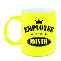 1x Stuks Collega Cadeau Mok / Beker Employee Of The Month/ Werknemer Van De Maand - Neon Geel - Personeel Cadeau