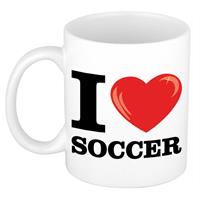I Love Soccer Wit Met Rood Hartje Koffiemok / Beker 300 Ml - Keramiek - Cadeau Voor Sport / Voetbal / Soccer Liefhebber