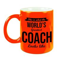 What The Worlds Greatest Coach Looks Like Mok - Cadeau Mok/beker - Neon Oranje - 330 Ml - Trainer Bedankt Cadeau