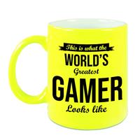 This Is What The Worlds Greatest Gamer Looks Like Cadeau Mok / Beker - 330 Ml - Neon Geel - Gamer Cadeau