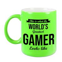 This Is What The Worlds Greatest Gamer Looks Like Cadeau Mok / Beker - 330 Ml - Neon Groen - Gamer Cadeau