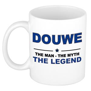 Bellatio Naam cadeau Douwe - The man, The myth the legend koffie mok / beker 300 ml - naam/namen mokken - Cadeau voor o.a verjaardag/ vaderdag/ pensioen/ geslaagd/ bedankt