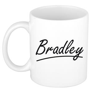 Bellatio Bradley naam cadeau mok / beker met sierlijke letters - Cadeau collega/ vaderdag/ verjaardag of persoonlijke voornaam mok werknemers