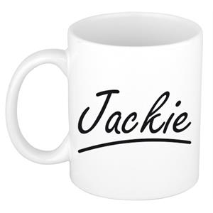 Bellatio Jackie naam cadeau mok / beker sierlijke letters - Cadeau collega/ moederdag/ verjaardag of persoonlijke voornaam mok werknemers