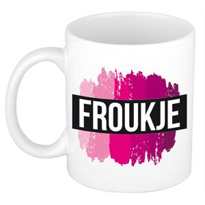 Bellatio Froukje naam cadeau mok / beker met roze verfstrepen - Cadeau collega/ moederdag/ verjaardag of als persoonlijke mok werknemers