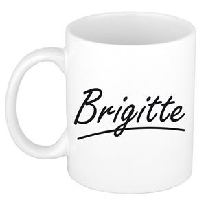 Bellatio Brigitte naam cadeau mok / beker sierlijke letters - Cadeau collega/ moederdag/ verjaardag of persoonlijke voornaam mok werknemers