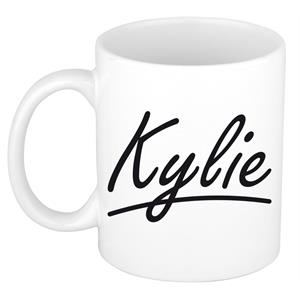 Bellatio Kylie naam cadeau mok / beker sierlijke letters - Cadeau collega/ moederdag/ verjaardag of persoonlijke voornaam mok werknemers