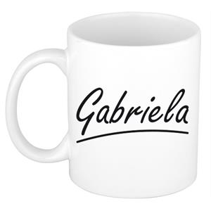 Bellatio Gabriela naam cadeau mok / beker sierlijke letters - Cadeau collega/ moederdag/ verjaardag of persoonlijke voornaam mok werknemers