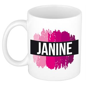 Bellatio Janine naam cadeau mok / beker met roze verfstrepen - Cadeau collega/ moederdag/ verjaardag of als persoonlijke mok werknemers