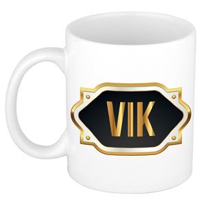 Bellatio Vik naam cadeau mok / beker met gouden embleem - kado verjaardag/ vaderdag/ pensioen/ geslaagd/ bedankt