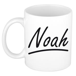 Bellatio Noah naam cadeau mok / beker met sierlijke letters - Cadeau collega/ vaderdag/ verjaardag of persoonlijke voornaam mok werknemers