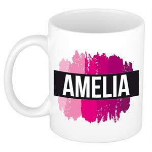 Bellatio Amelia naam cadeau mok / beker met roze verfstrepen - Cadeau collega/ moederdag/ verjaardag of als persoonlijke mok werknemers