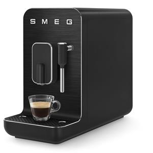 Smeg BCC02FBMEU Kaffee-Vollautomat full black-matt